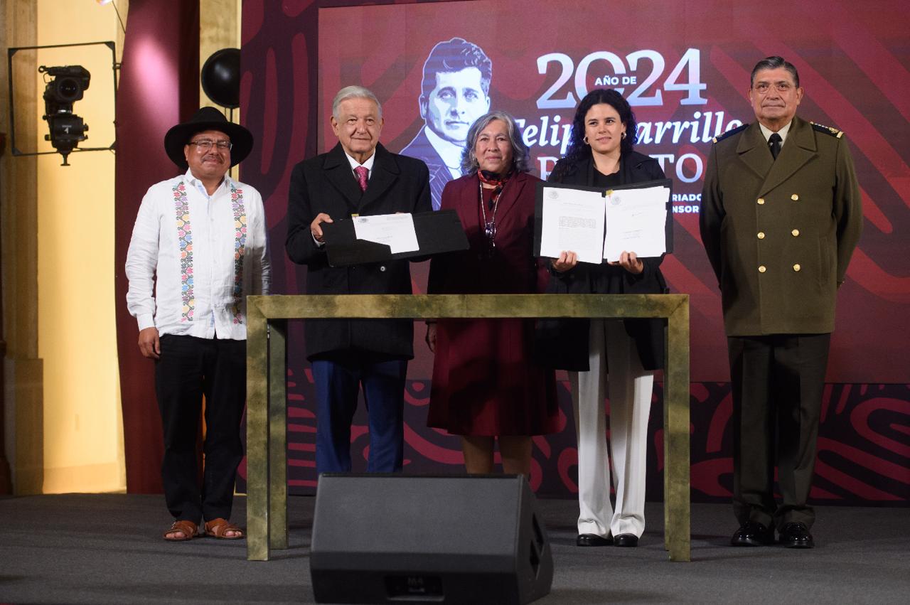 Publican declaratoria de emergencia para Guerrero y Oaxaca, y reforma que vuelve día obligatorio de descanso el 1 de octubre en el Diario Oficial
