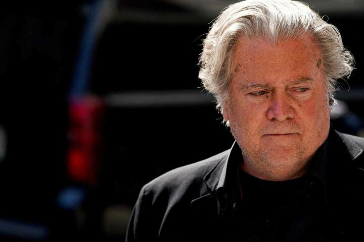 Ordena juez el ingreso en prisión de Steve Bannon, asesor e ideólogo del expresidente Donald Trump