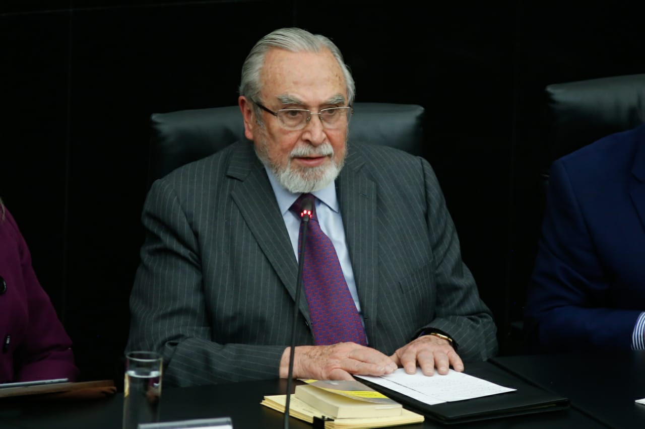 Bernardo Bátiz no recuerda alguna reunión con María Amparo Casar para cambiar el dictamen de la muerte de Carlos Márquez Padilla pero no descarta que sí haya ocurrido