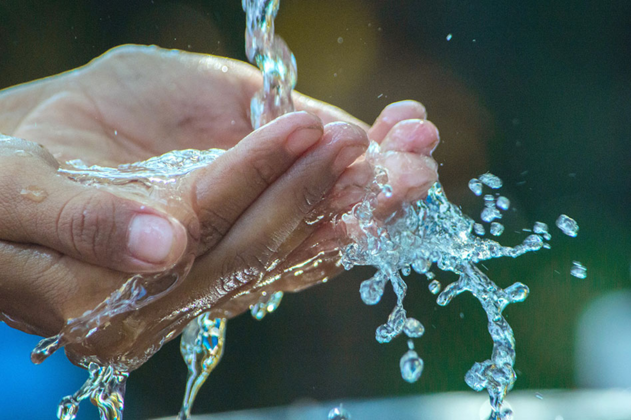 El agua entre Derecho Humano y bien mercantil
