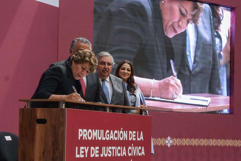 Aplicando La Ley Resuelven Los Problemas Entre Ciudadanos