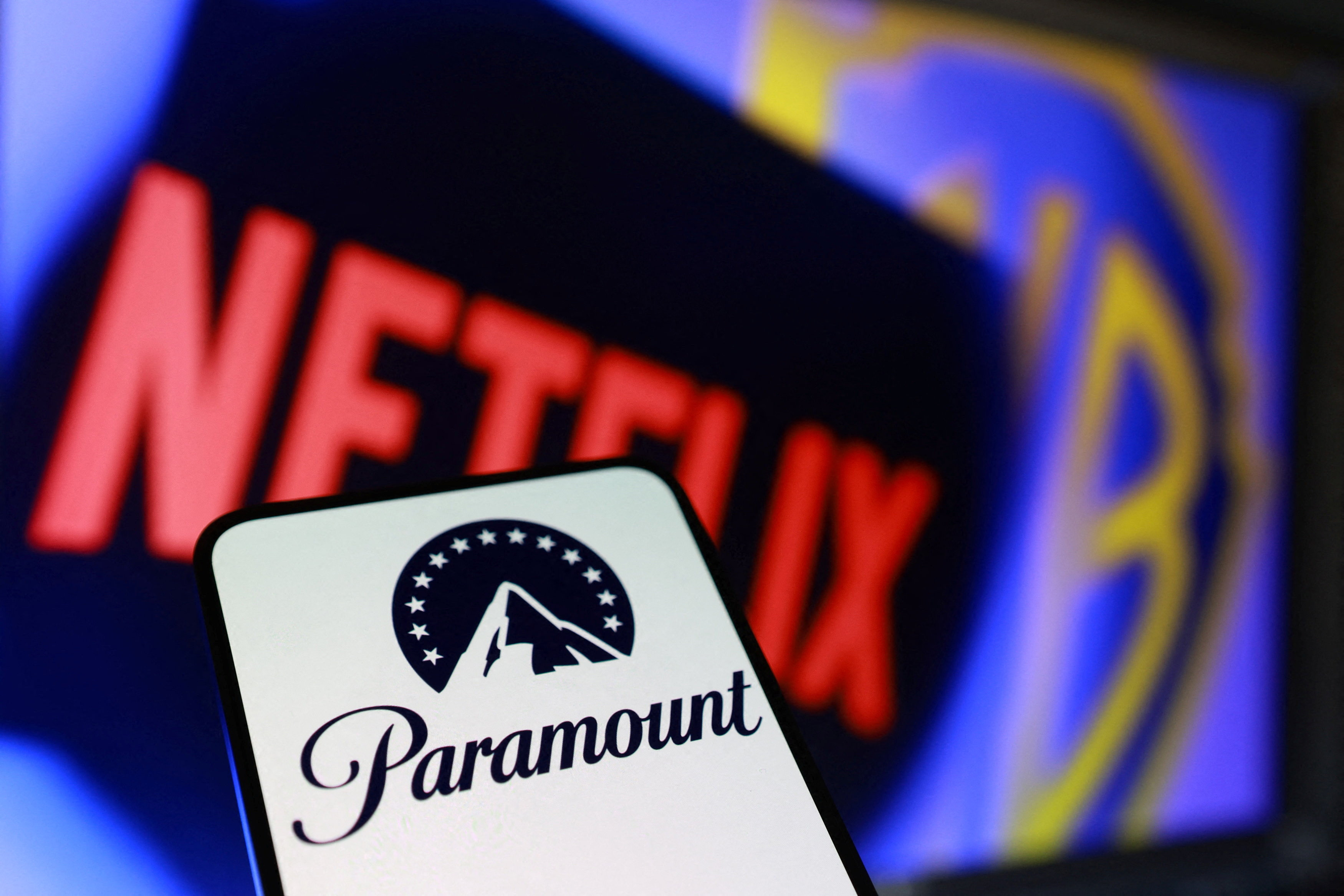 Paramount asegura compra de Warner Bros; Netflix se retira de oferta