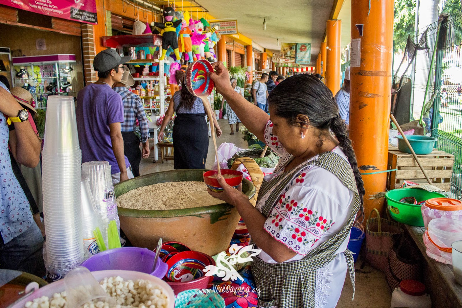 Lidera sur del país reducción de pobreza extrema entre 2018 y 2024, destaca Banco de México