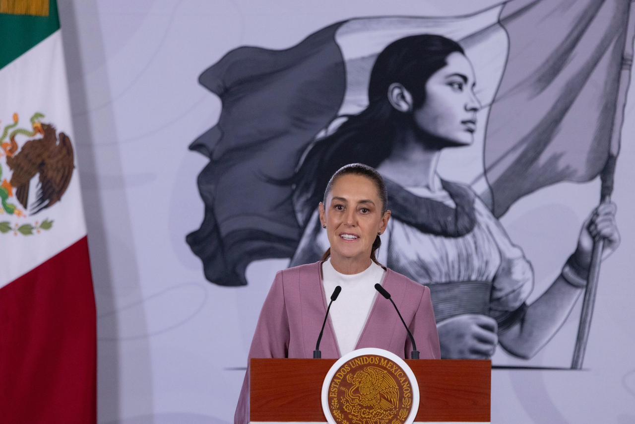 México recupera 5.8 mdd de red vinculada a García Luna; Sheinbaum destinará recursos a escuelas de Guerrero