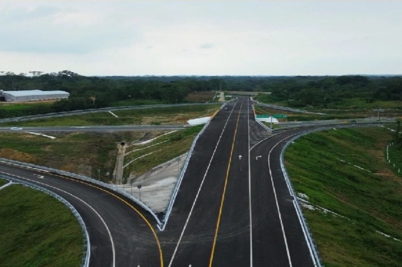 Inaugura Gobierno de México la construcción y modernización de la carretera Acayucan – La Ventosa