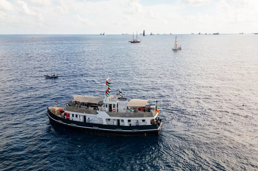 SRE recibió a connacional de la Flotilla Global Sumud y rechaza violación a los derechos de las personas tripulantes