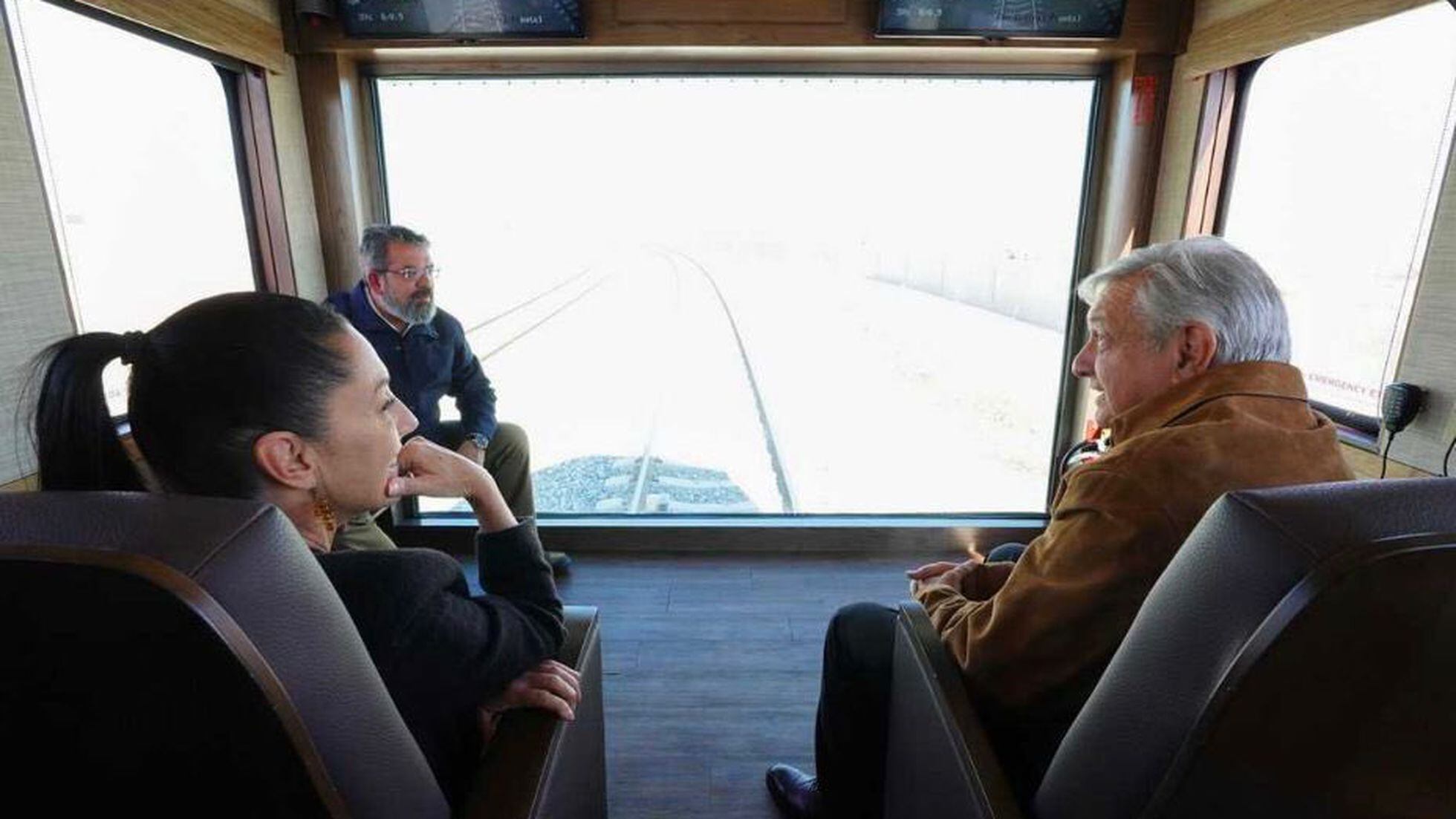 El tren fantasma al nuevo aeropuerto Felipe Ángeles | EL PAÍS México