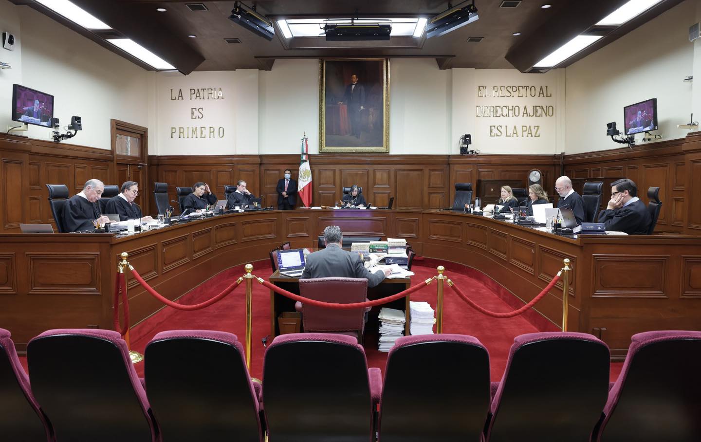 La SCJN aprobó que el TEPJF no tiene competencia para invalidar las suspensiones contra la reforma judicial