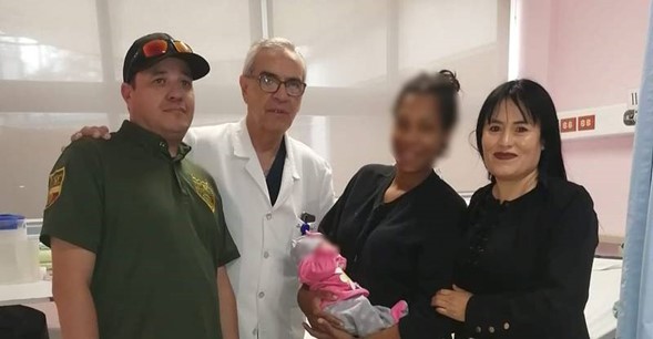 Ayuda el INM a mujer proveniente de Venezuela a dar a luz mientras intentaba llegar a los Estados Unidos