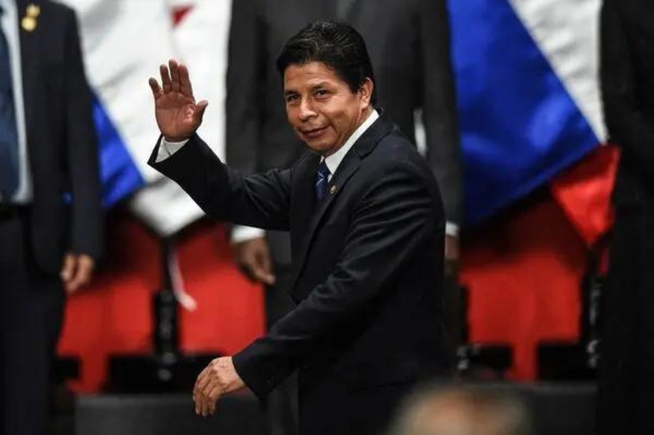 Justifica la derecha en Twitter destitución de Pedro Castillo