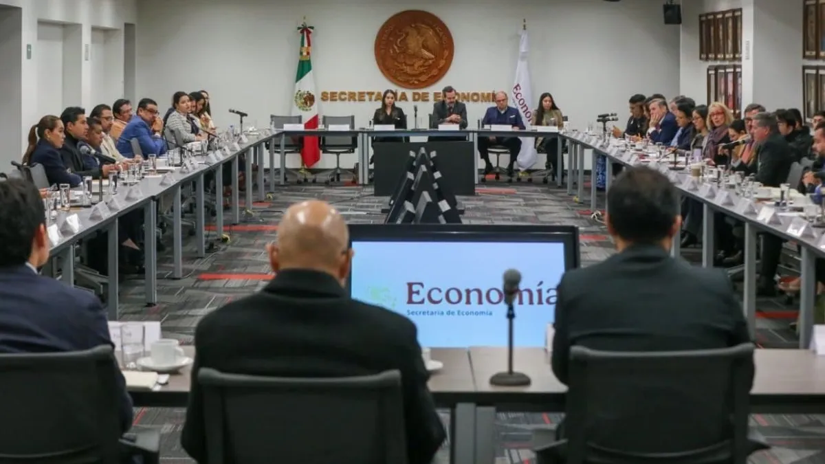 Impulsa Secretaría de Economía estrategia transversal contra el comercio ilícito