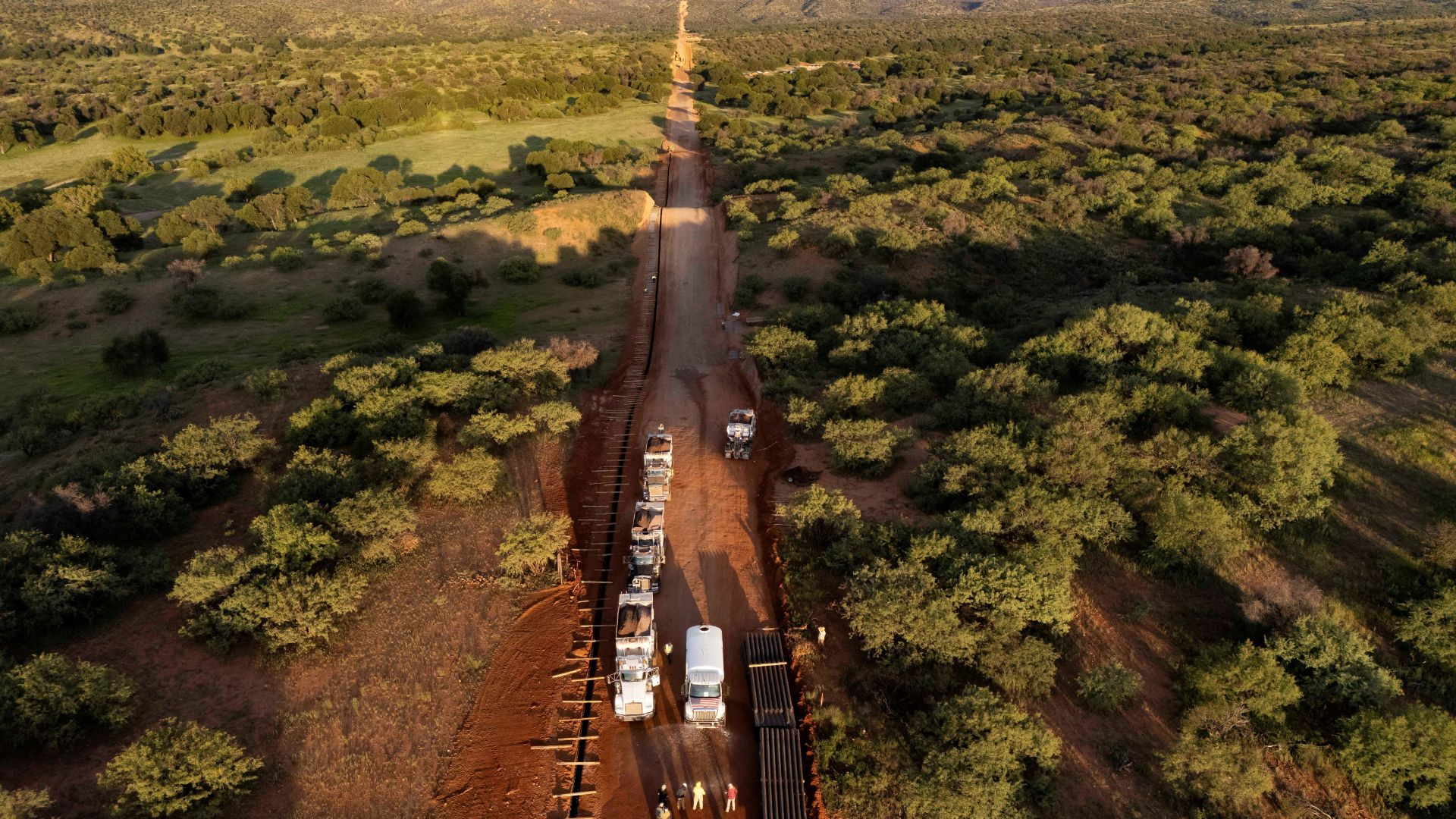 Retoma Estados Unidos construcción de muro en Arizona pese a oposición de Nación Tohono O’odham