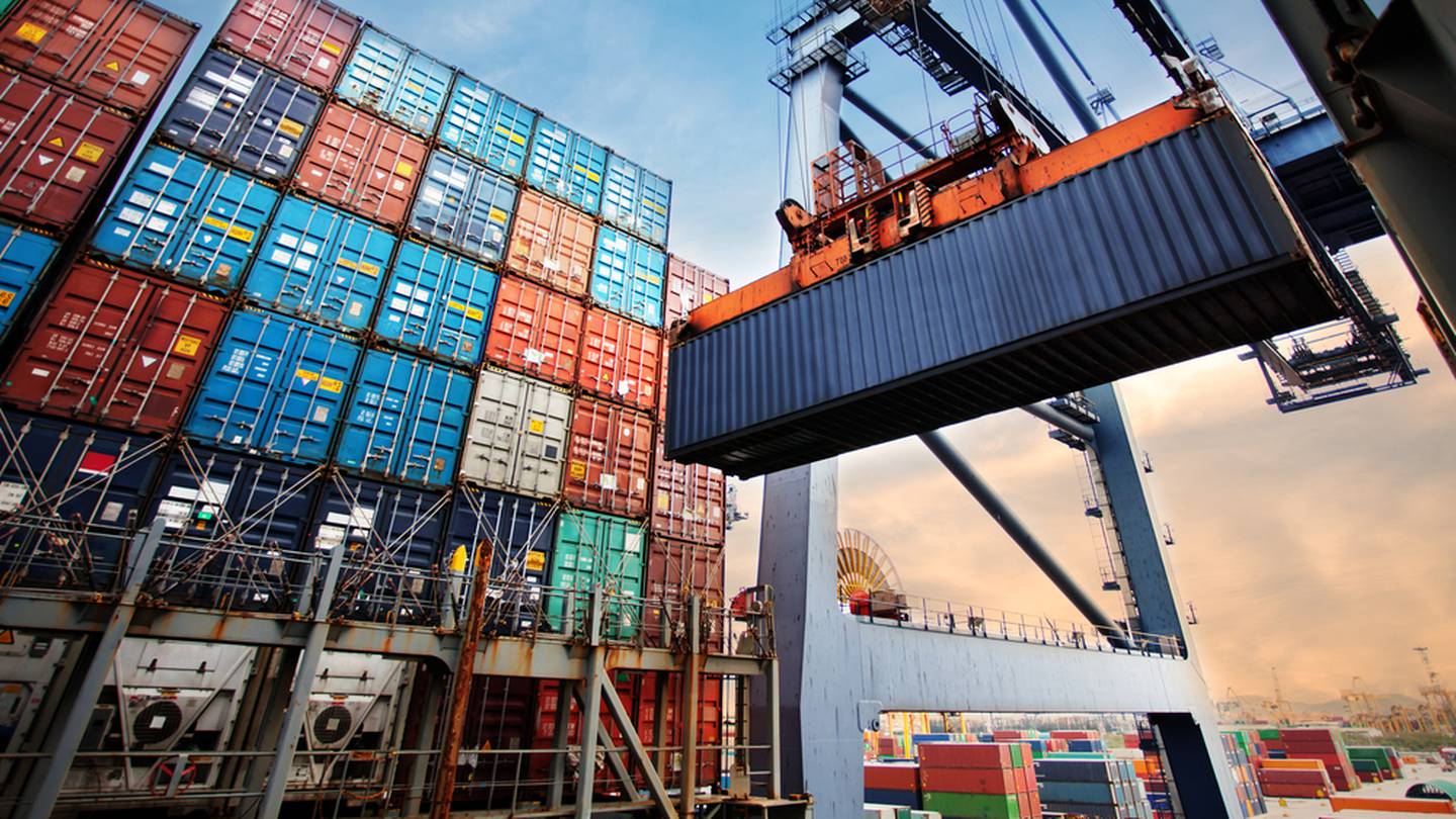 Registra balanza comercial mexicana un superávit de mil 168 millones dólares en julio