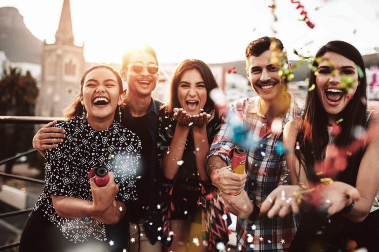 El Impacto Económico del Amor y la Amistad
