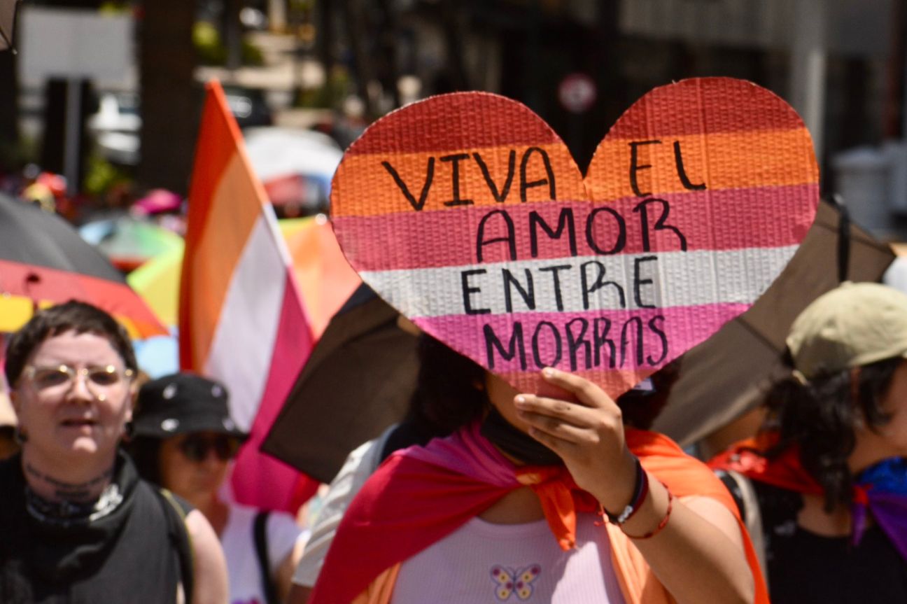 Se realizó la tercera edición de la Marcha Lencha en la Ciudad de México