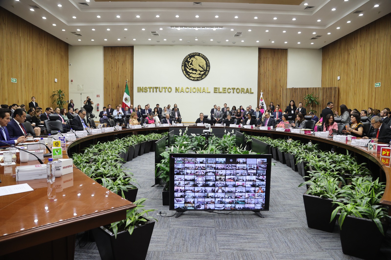 Descubre INE financiamiento irregular a la campaña de Verastegui por 6.9 millones de pesos