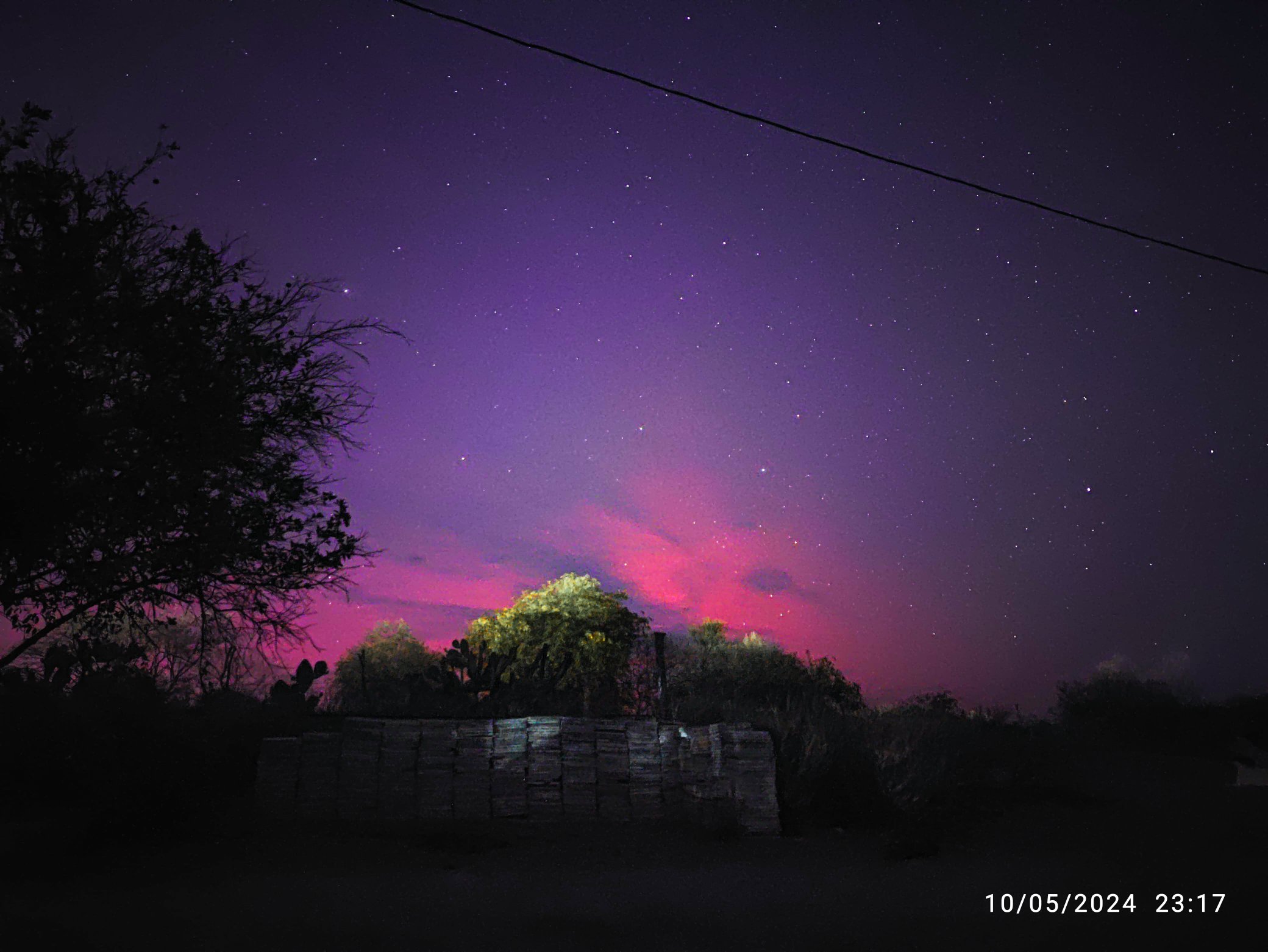 Se aprecian auroras boreales en México debido a tormenta solar