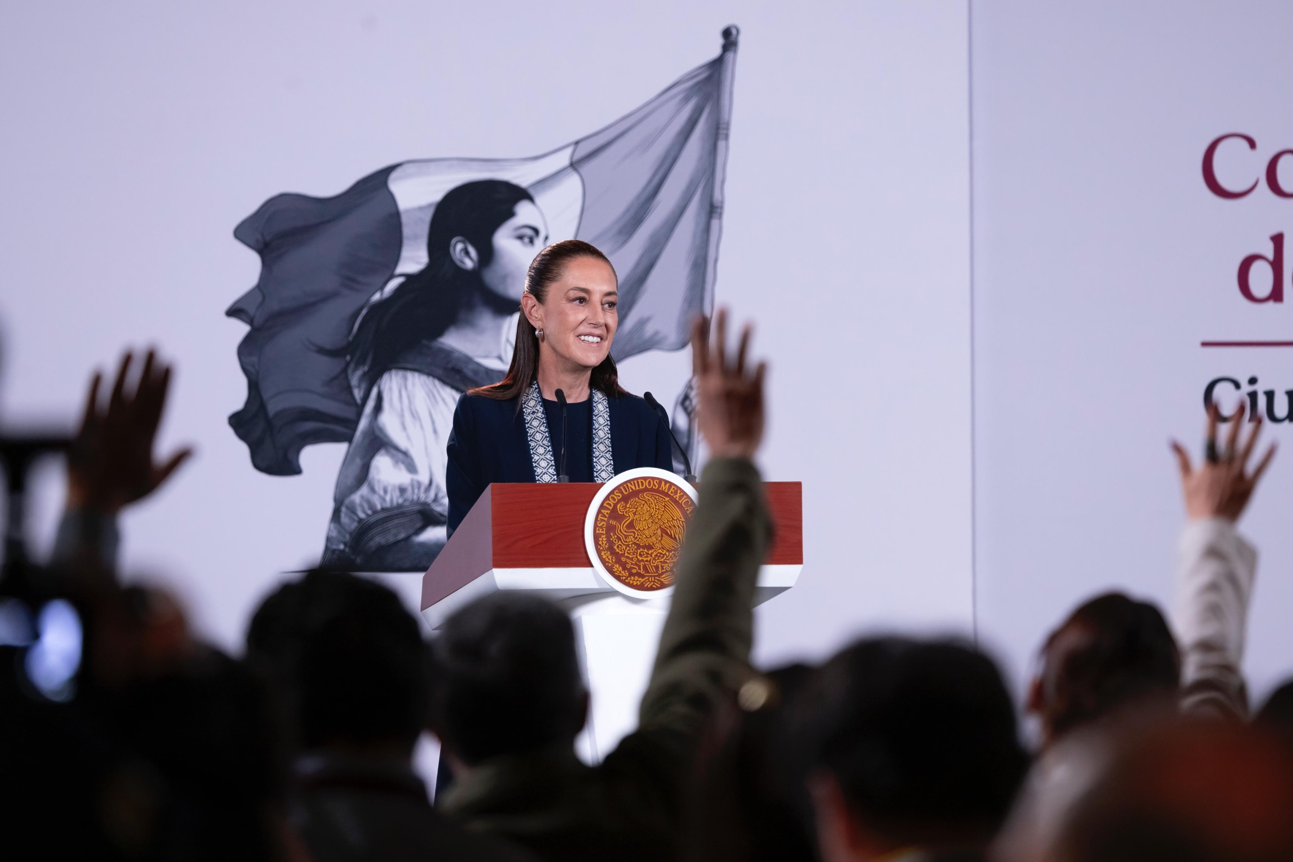 Anuncia Gobierno de México acuerdo con las 32 entidades para regular uso de celulares y pantallas en escuelas