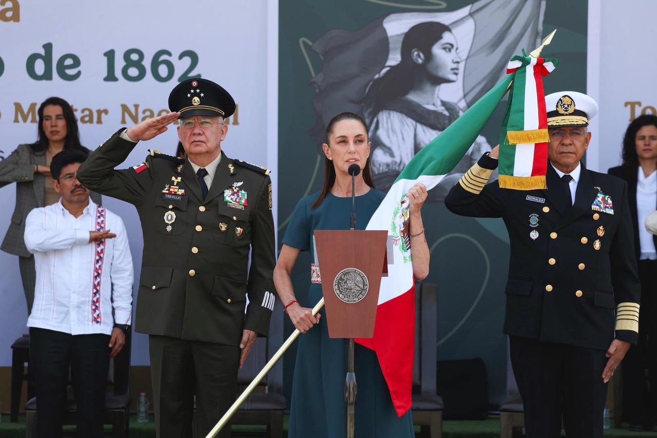 “Quienes piensan que la presidenta se arrodilla, están destinados a la derrota”, afirma Claudia Sheinbaum