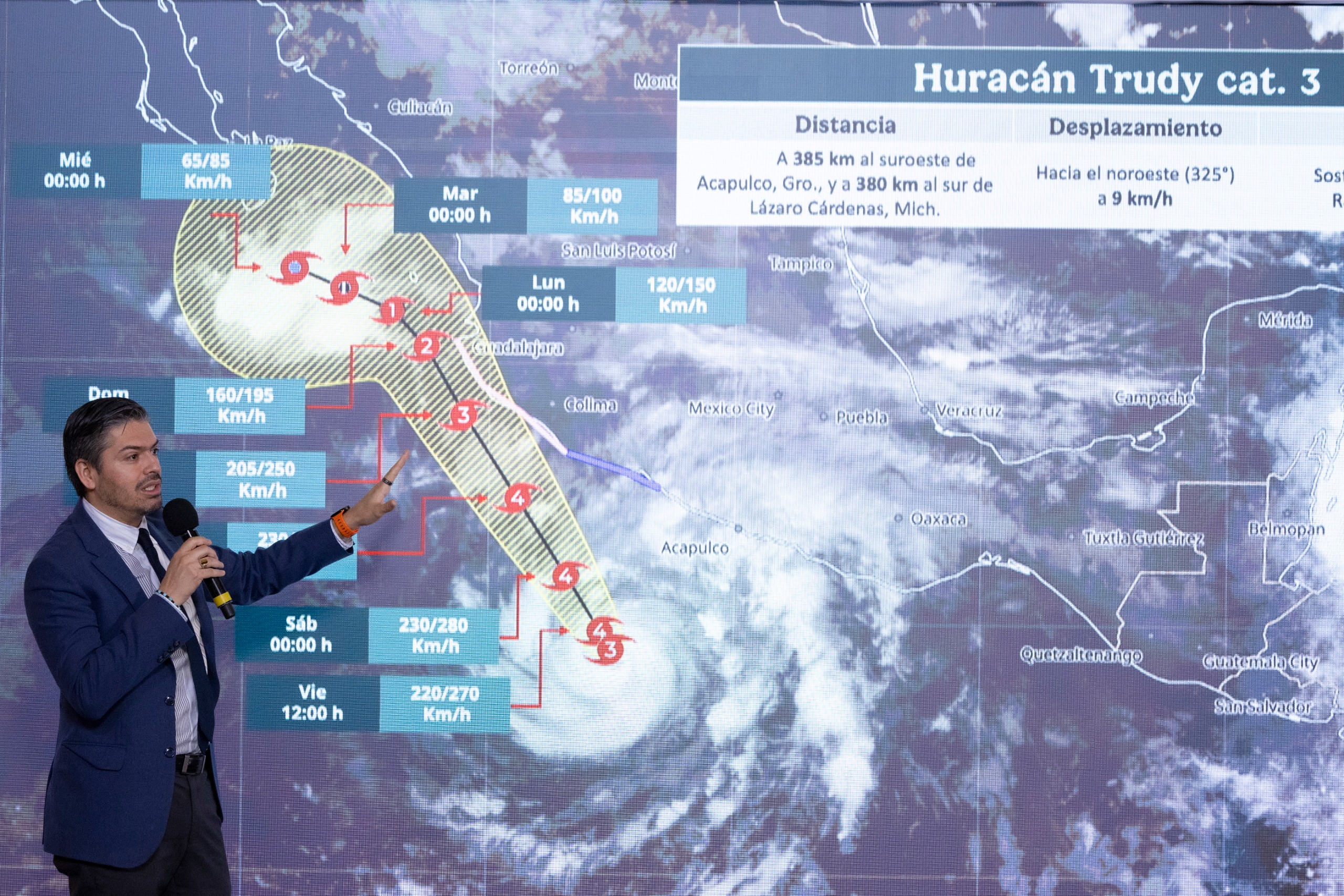 Exhorta Gobierno de México a extremar precauciones ante huracán Trudy; podría intensificarse a categoría 4