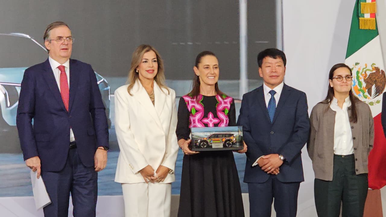 Invertirá Kia 649 mdd en México; “es una gran noticia, hay confianza en el país”, Claudia Sheinbaum