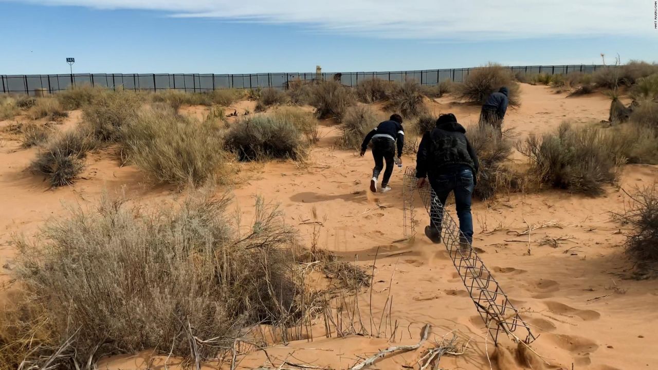 Disminuyen operaciones financieras de “polleros” y cruces de migrantes sin documentos en la frontera con EE. UU.