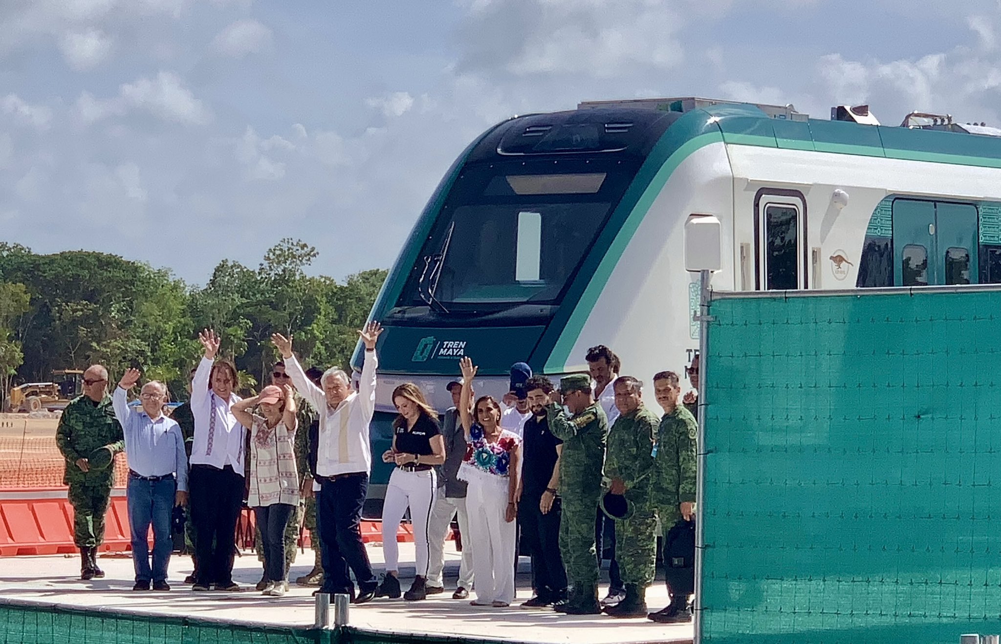 Llegó el primer vagón del Tren Maya a los talleres y cocheras de la estación en Cancún, Quintana Roo