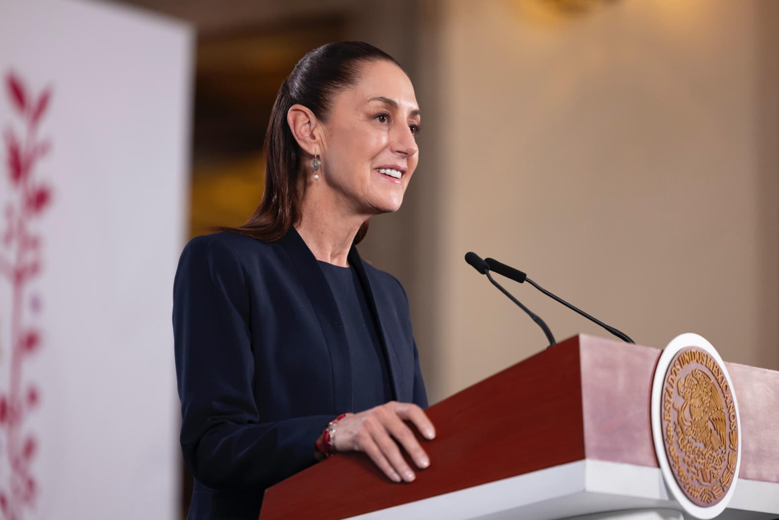 “No hay razón de ser”, anuncia Claudia Sheinbaum revisiones del SAT a gasolineras por aumento a precios del diésel