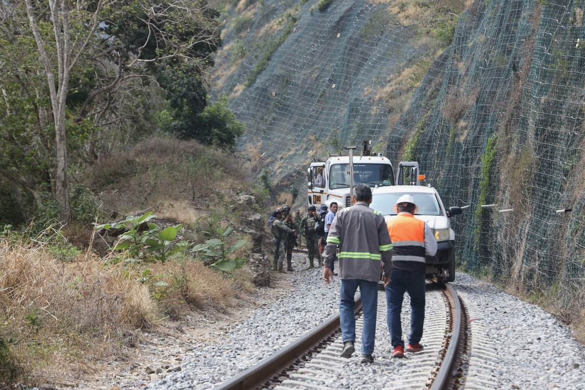 Reporta FGR avances en la investigación del incidente ferroviario en el Corredor Interoceánico