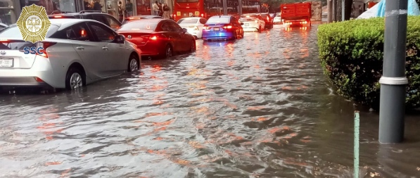 ¿Se quedó tu auto en una inundación?, esto recomienda hacer la CONDUSEF