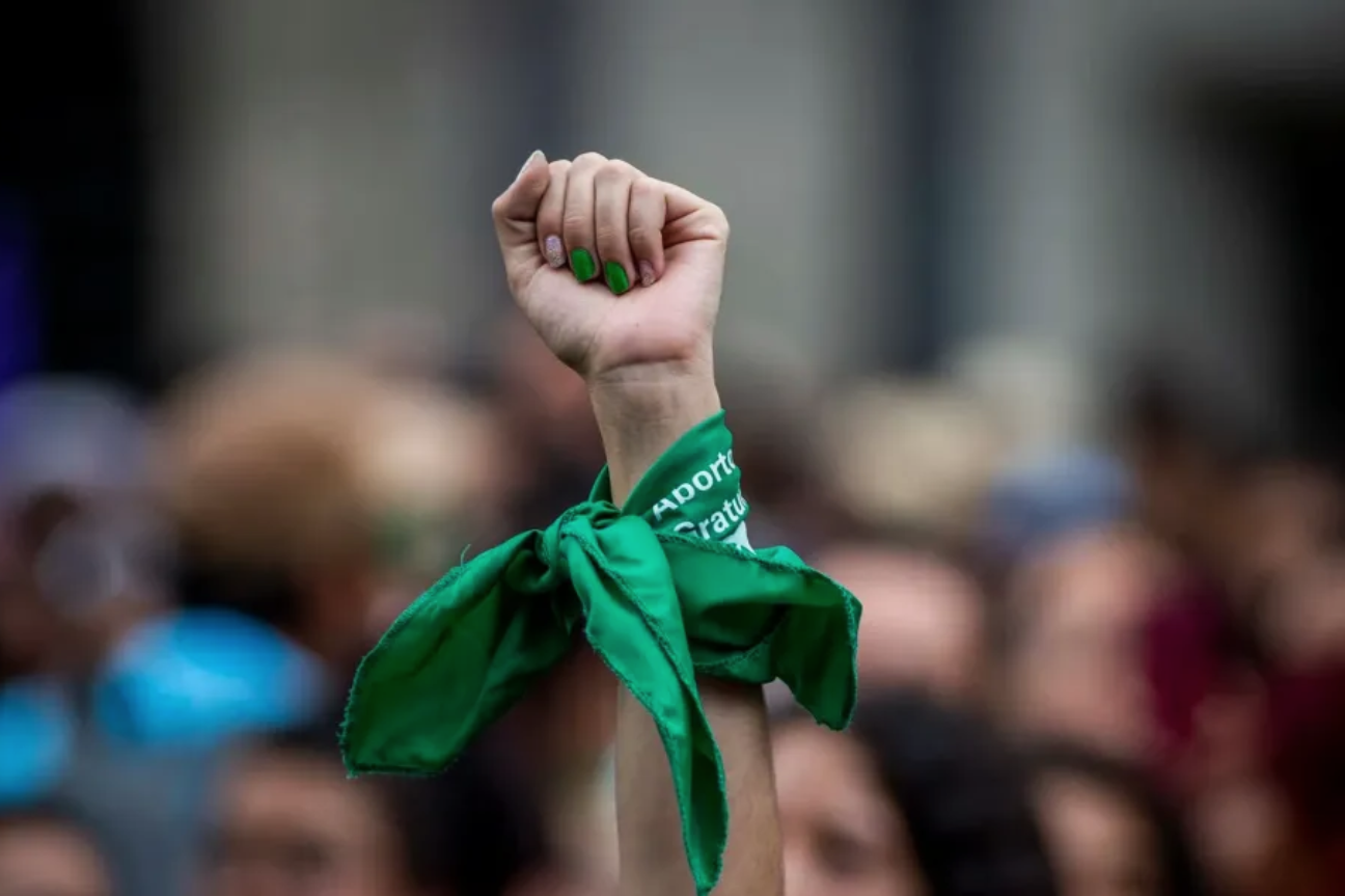 ¿Morena, las feministas o la SCJN?