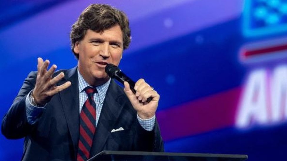 La CIA sabe que más del 50% de las armas que EE. UU. envía a Ucrania son vendidas en el mercado negro: Tucker Carlson