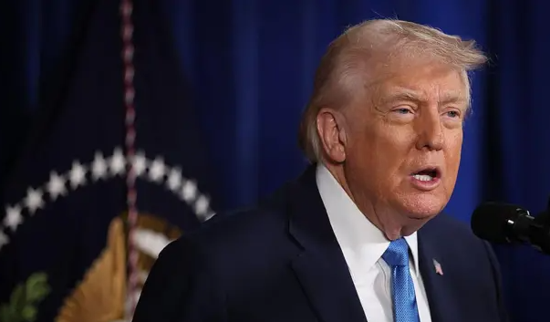 Reitera Trump sus intenciones de atacar Irán si no llega a un acuerdo nuclear con EE.UU.