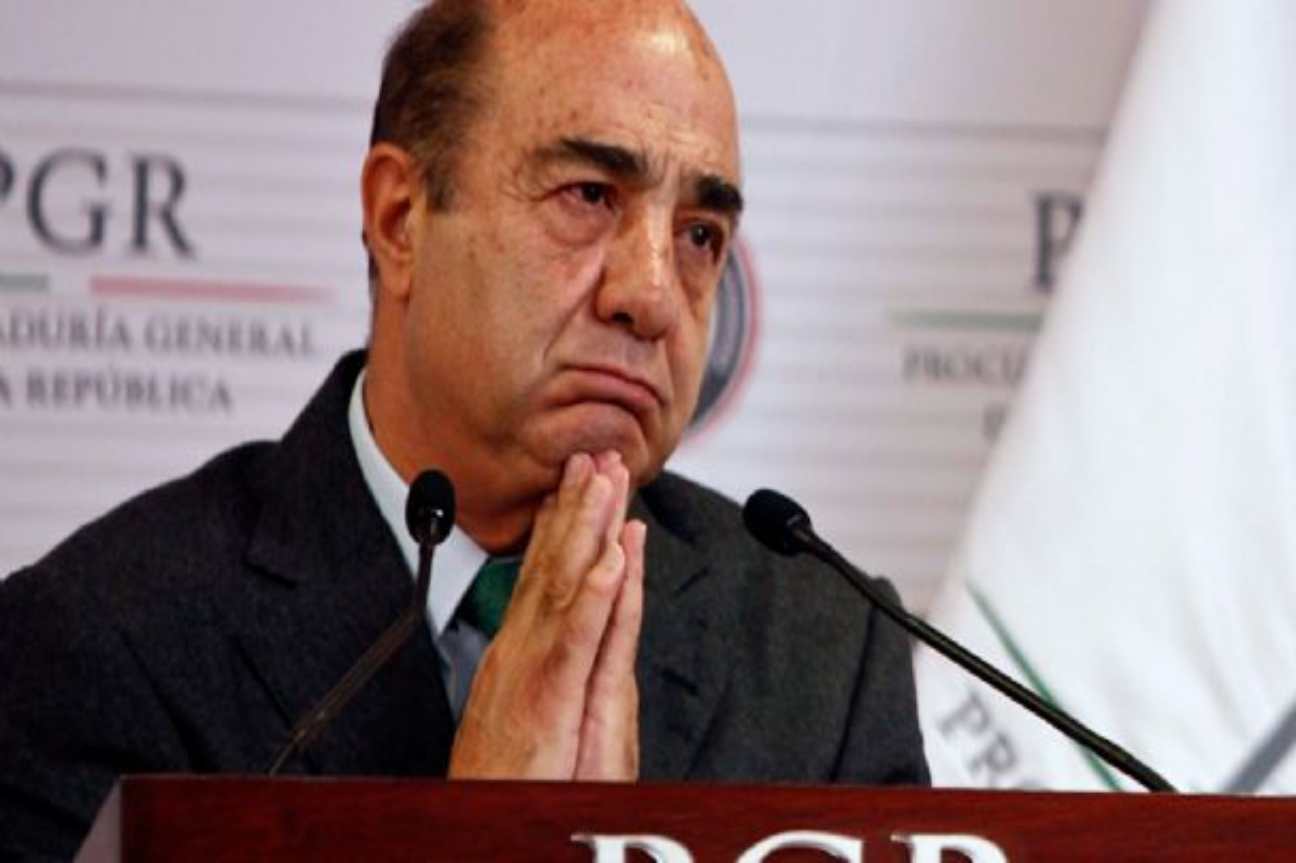 Murillo Karam tejió una red de empresas con familiares y amigos que le permitió acumular 4 mil 400 mdp