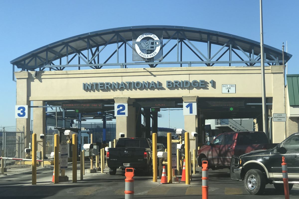 Envía Gobierno de México nota diplomática a Estados Unidos por cierre de pasos comerciales en Texas y California