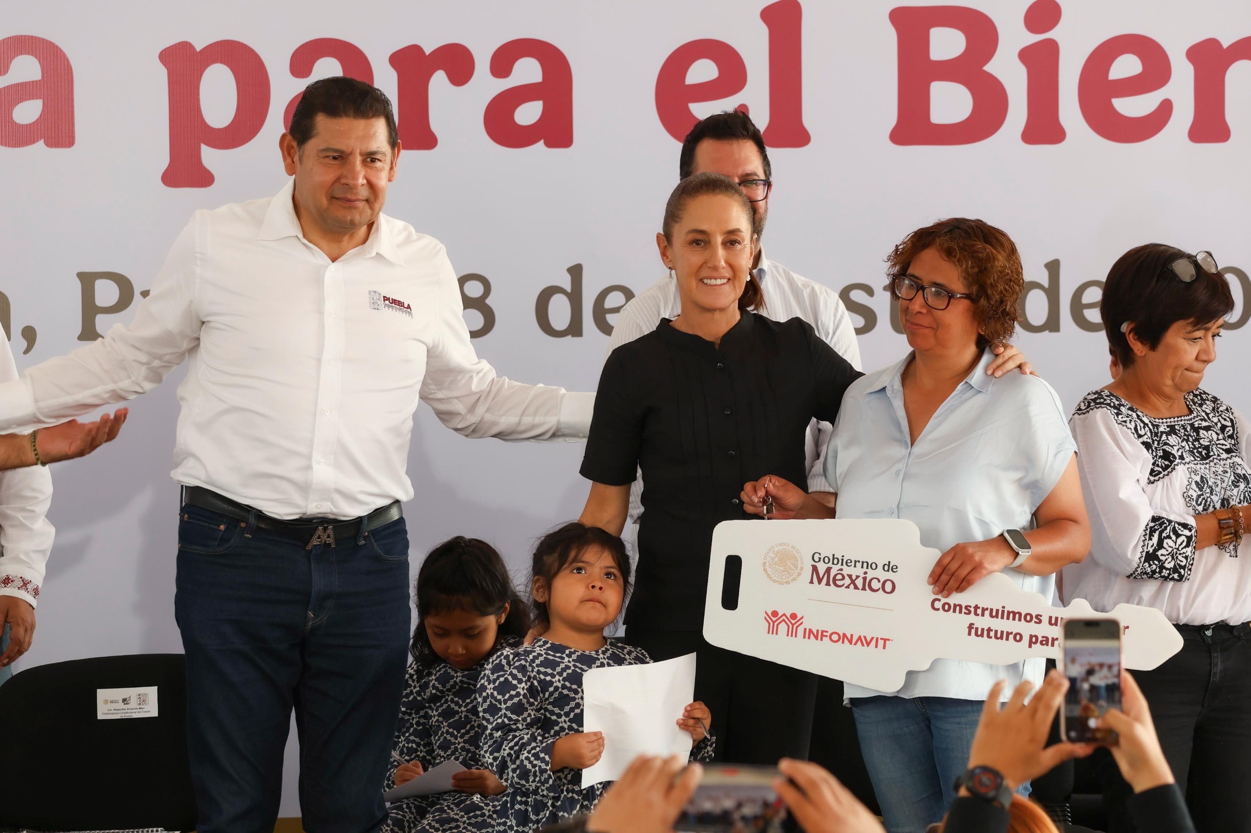 Beneficiará Vivienda para el Bienestar a 12 millones de familias