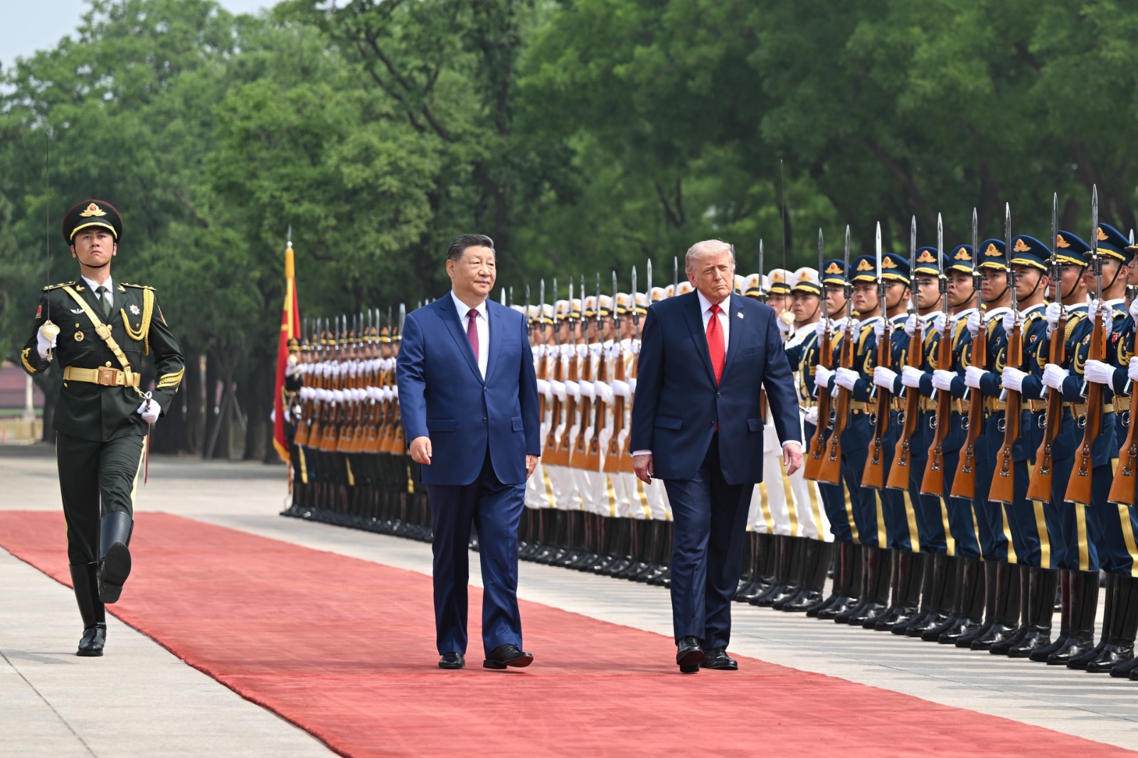 Sostienen Donald Trump y Xi Jinping cumbre bilateral en Beijing