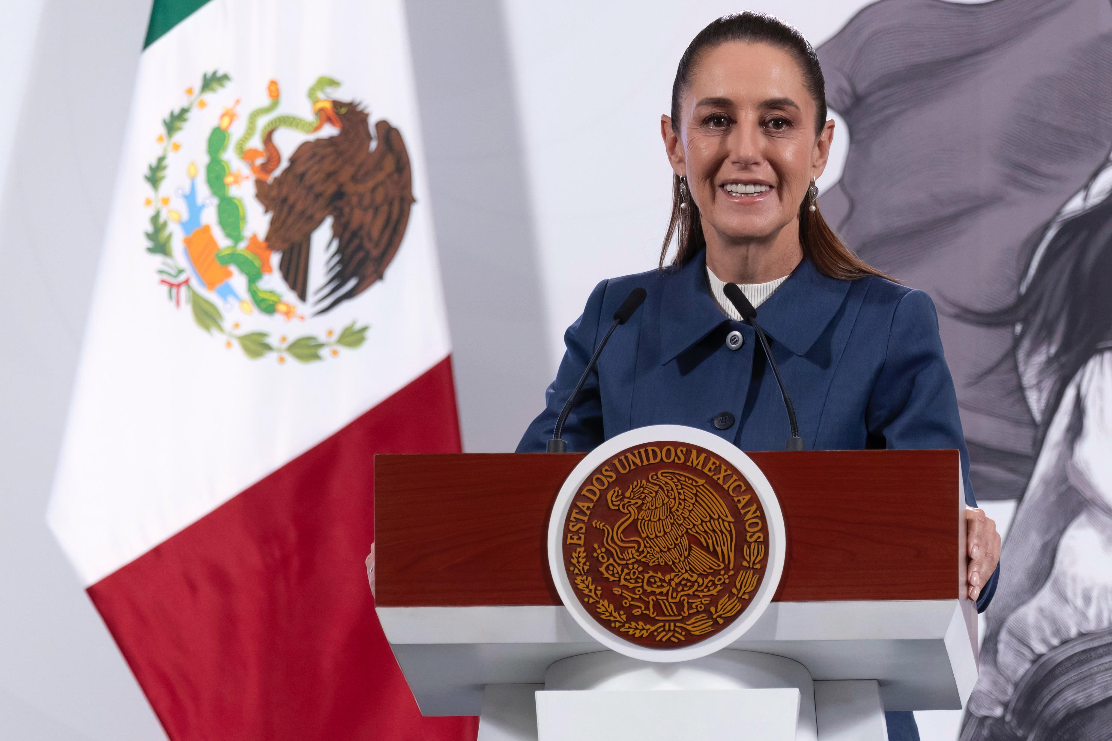 Mantiene Claudia Sheinbaum aprobación de 72% a casi un año de iniciar su gobierno