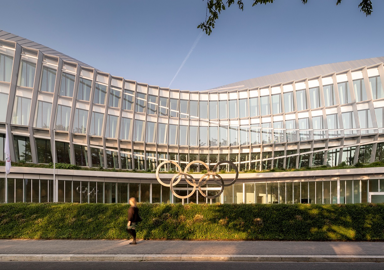 Anuncia Comité Olímpico Internacional exclusión de atletas transgénero en categorías femeninas