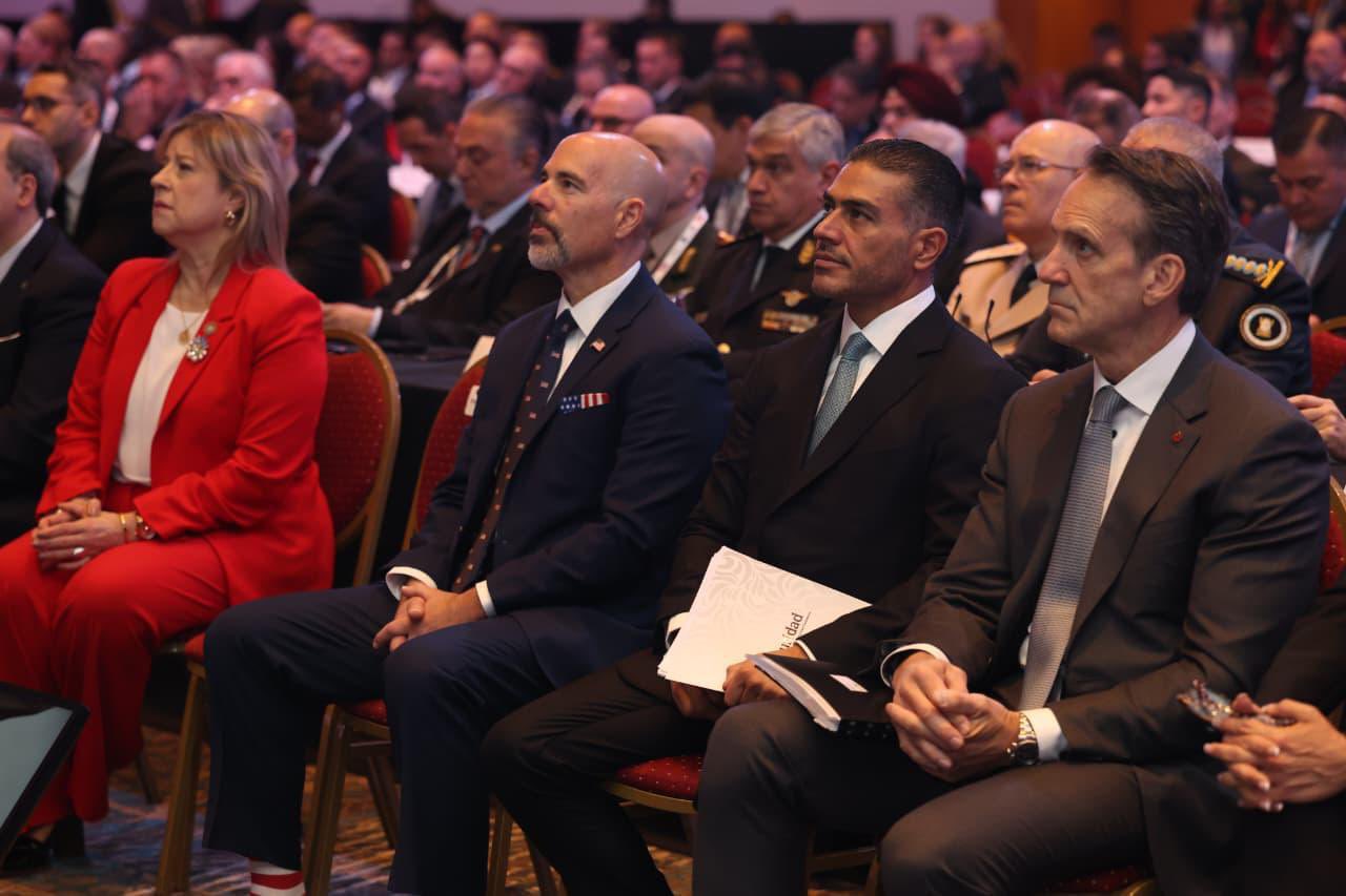 Destaca García Harfuch estrategia de Seguridad durante conferencia antidrogas en Argentina