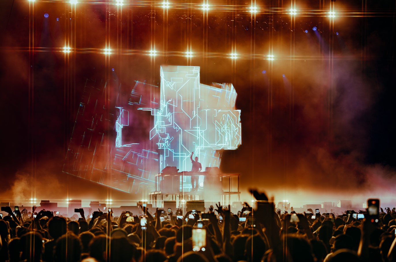 Reúne Martin Garrix a más de 130 mil personas durante el Festival Puerto Sonoro en Veracruz