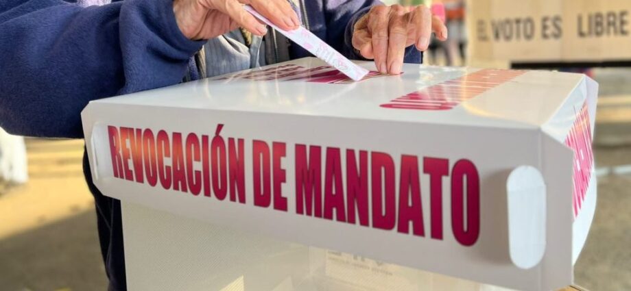 Oaxaca se alista para la primera revocación de mandato de un gobernador en México