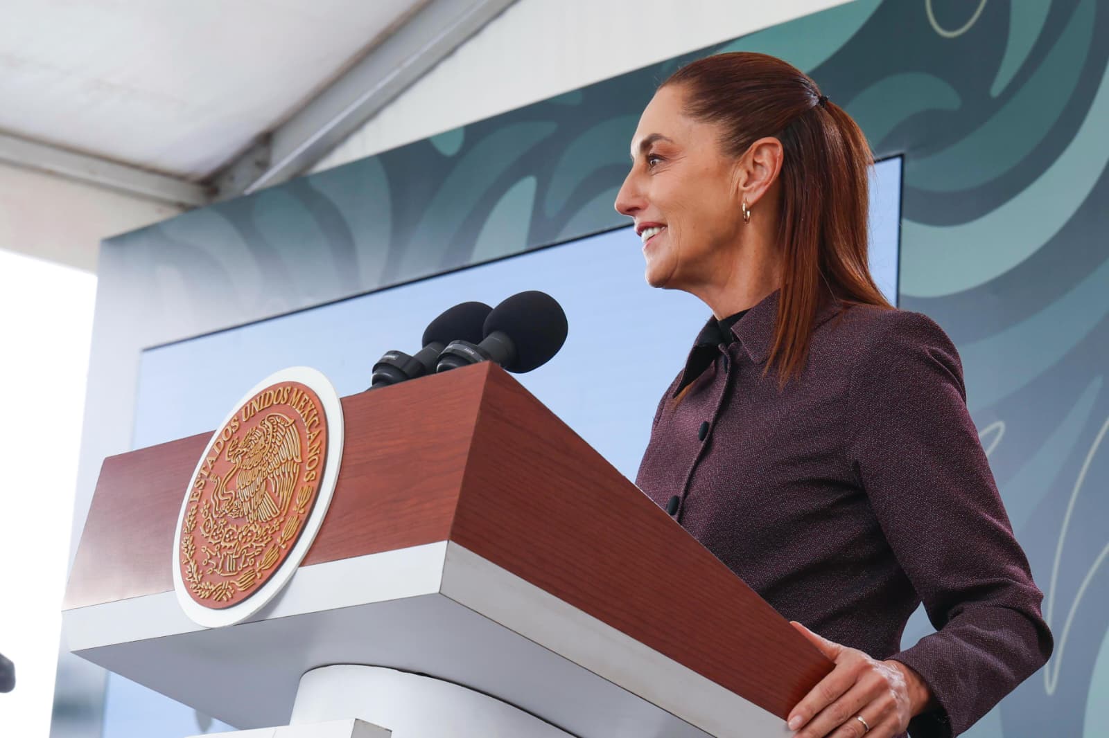 Cuestiona Claudia Sheinbaum la difusión irresponsable de información falsa para dañar a México