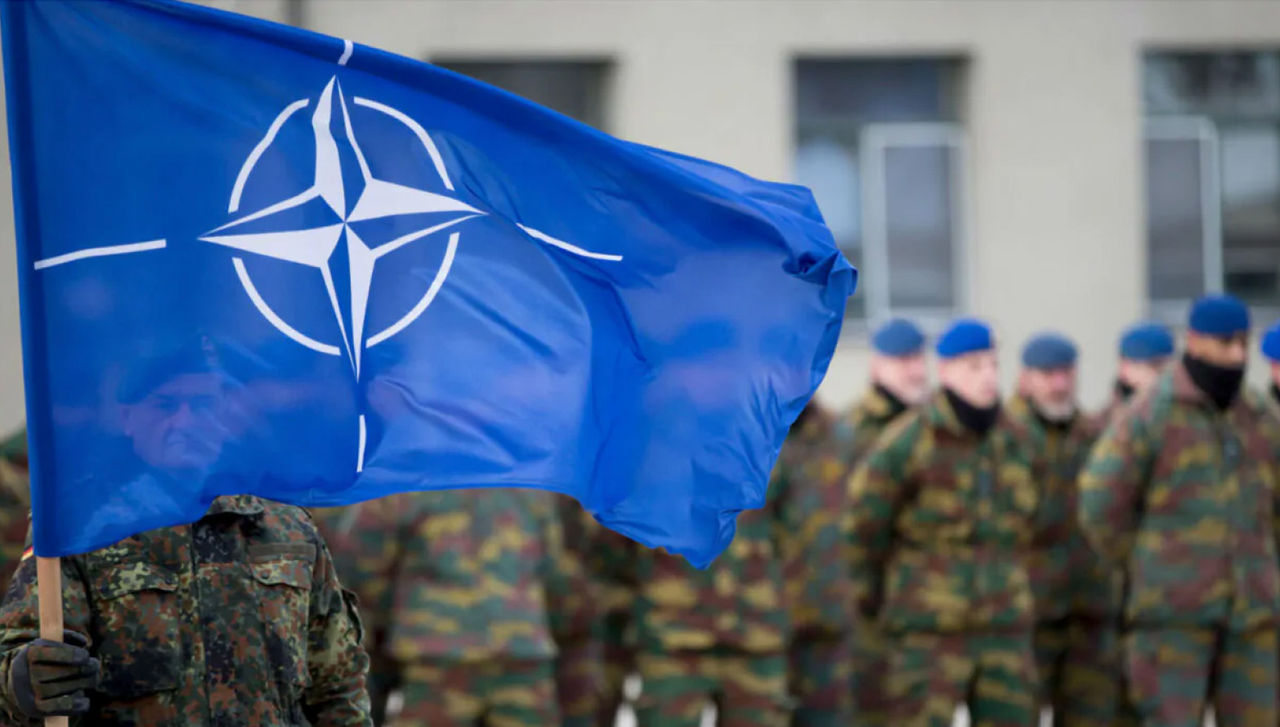 Cede la OTAN ante Trump: invertirá 50 mil mdd en equipo militar