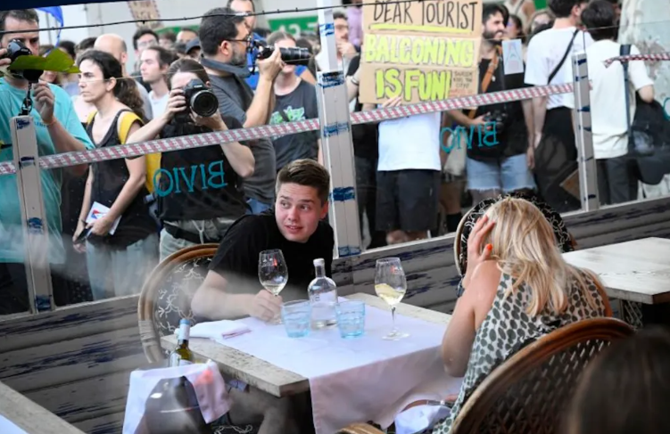 Protestan en Barcelona contra el turismo