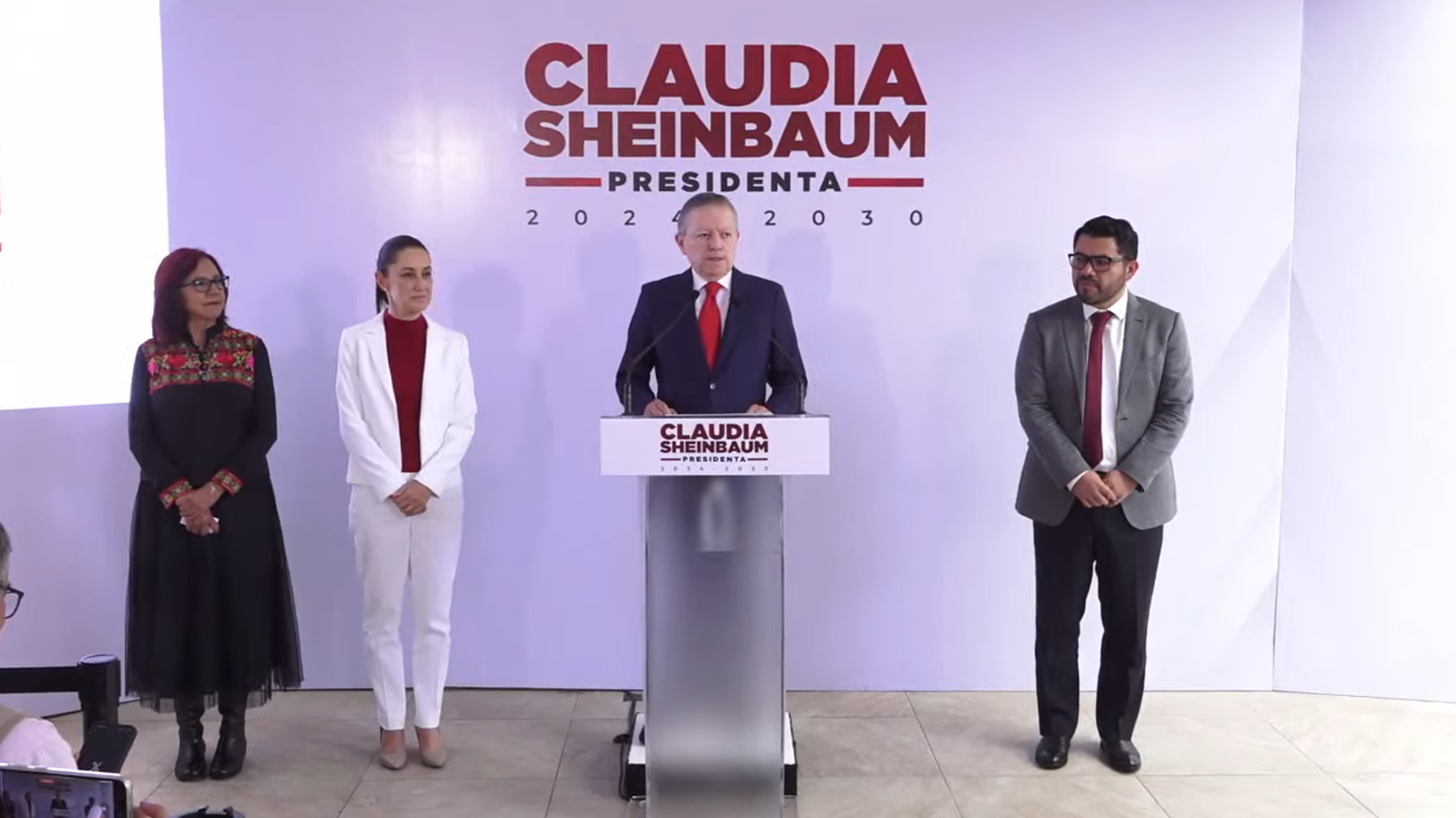 Claudia Sheinbaum presenta a Arturo Záldivar como el próximo Coordinador General de Política y Gobierno
