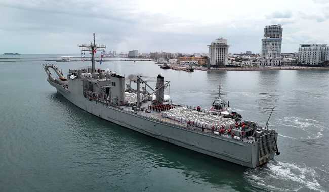 Envía Gobierno de México 1,193 toneladas de ayuda humanitaria a Cuba en buques de la Armada de México