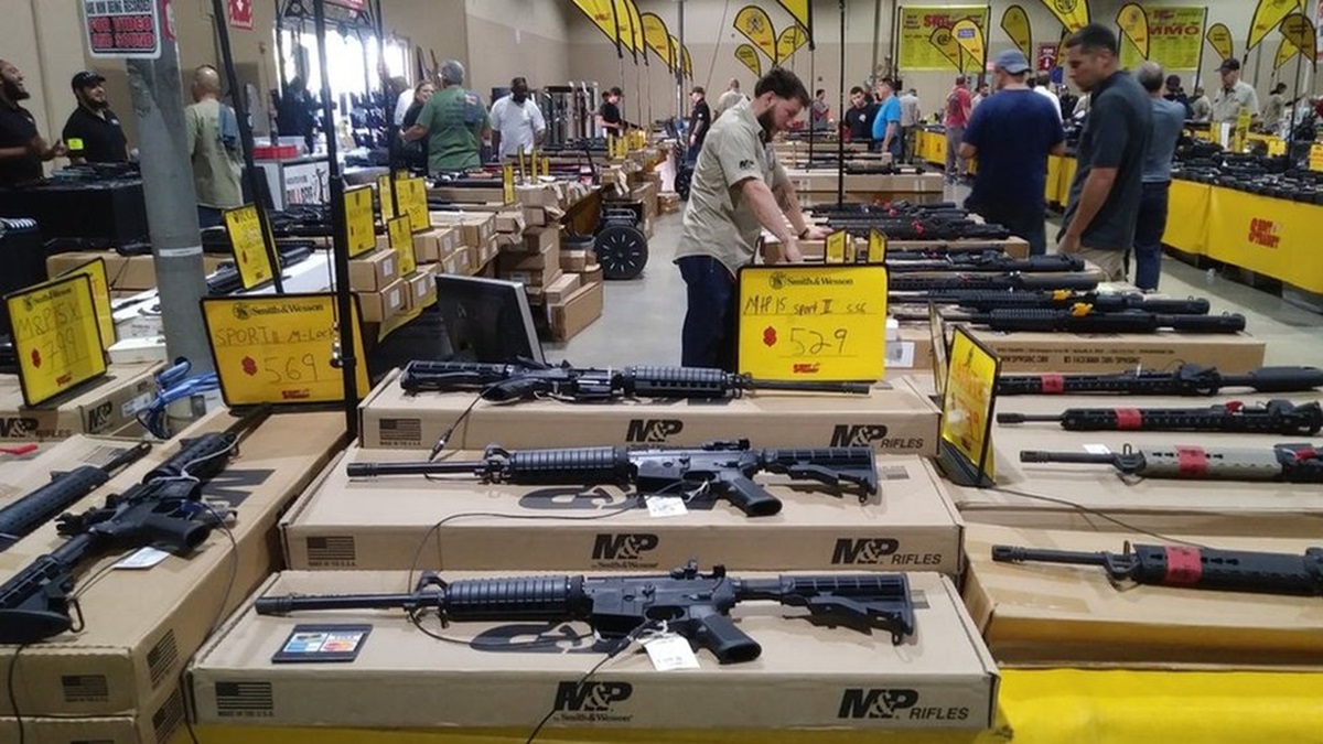 Impulsan a fabricantes de armas a establecer prácticas comerciales responsables