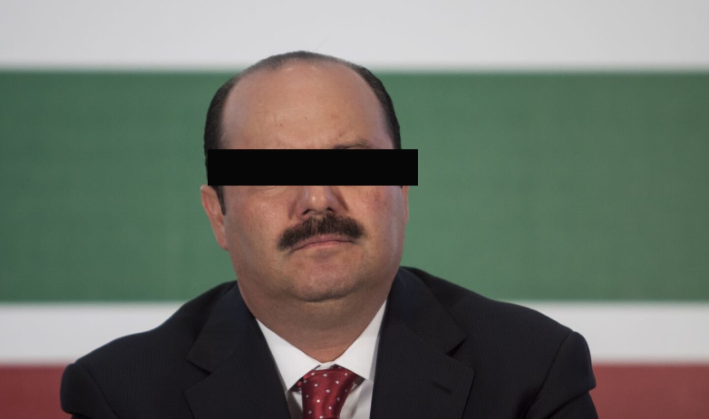 Detiene FGR a César “N”, acusado de desvío ilícito de recursos