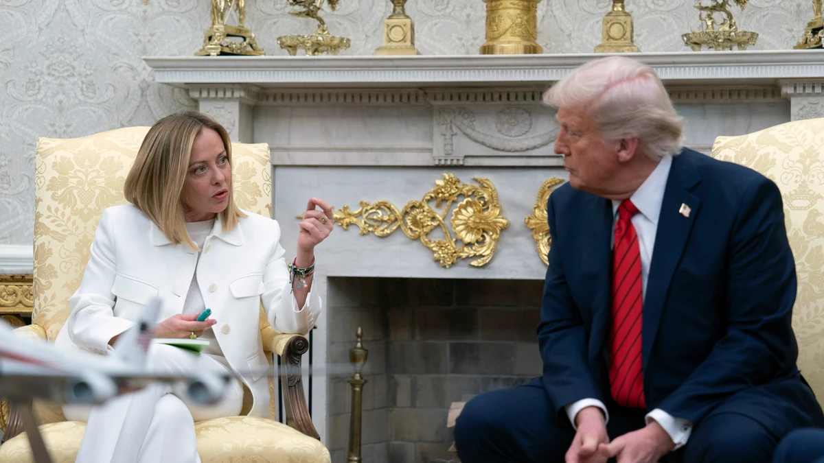 Critica Giorgia Meloni a Donald Trump por sus declaraciones contra el Papa León XIV y la guerra en Irán